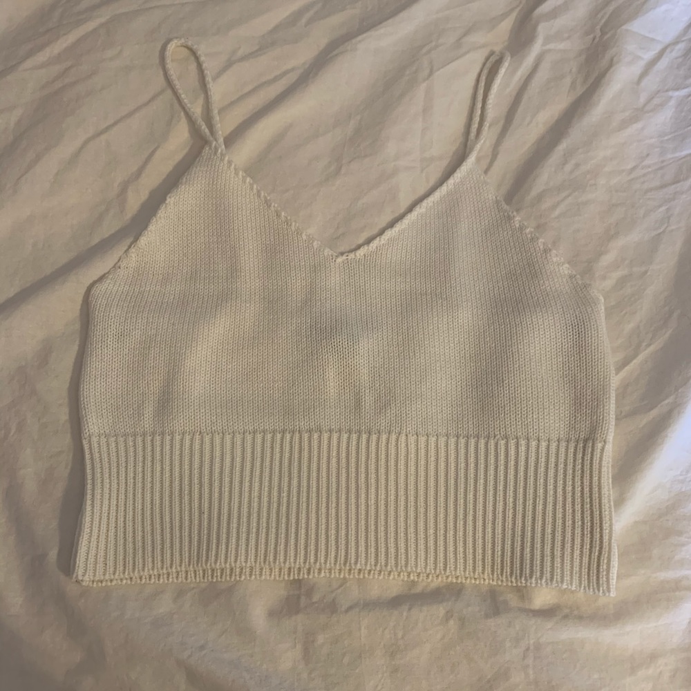 White knit tank top
